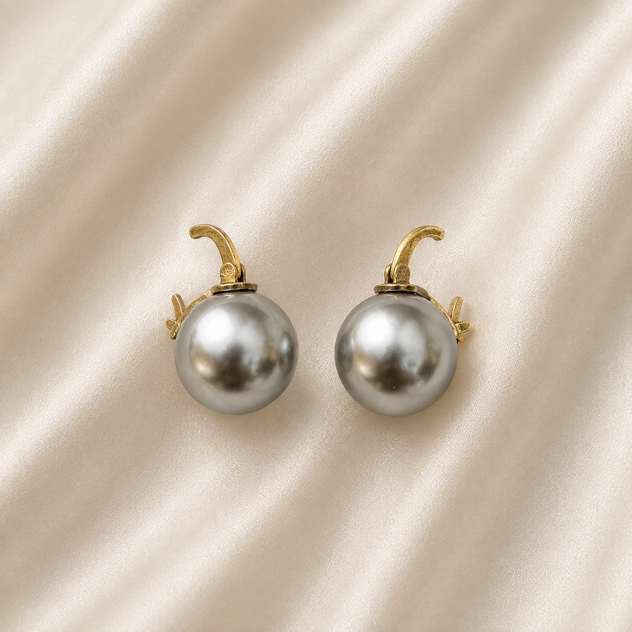 ✨Elegant Pearl Ball Drop Earrings for Women – Gold-Tone Pearl Statement Jewelry | Timeless Wedding & Occasion Wear