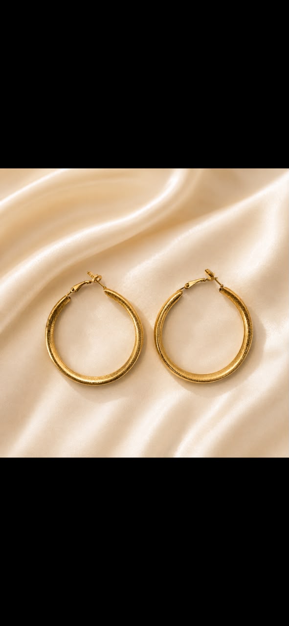 🌟Classic Gold Hoop Earrings – Minimal Everyday Statement (Secure Clasp)